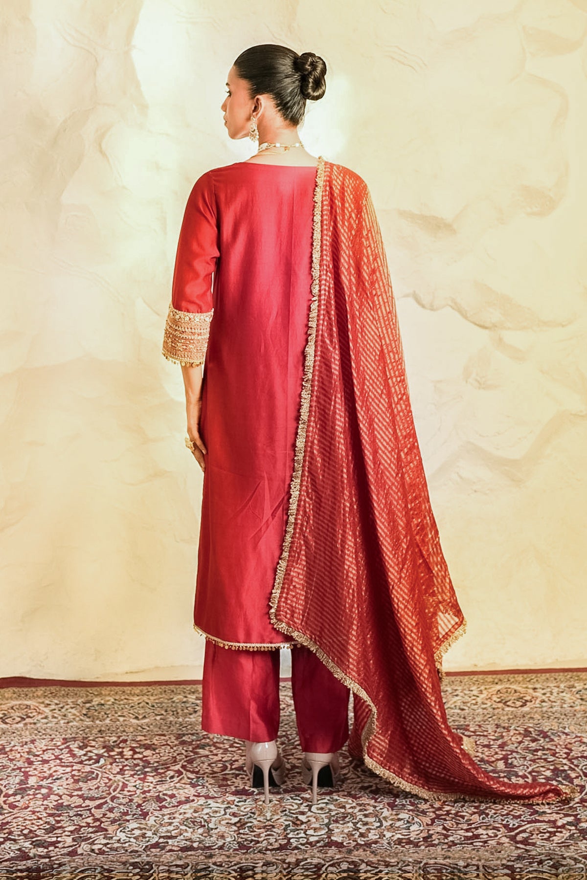 Ruh Gul Kurta Set