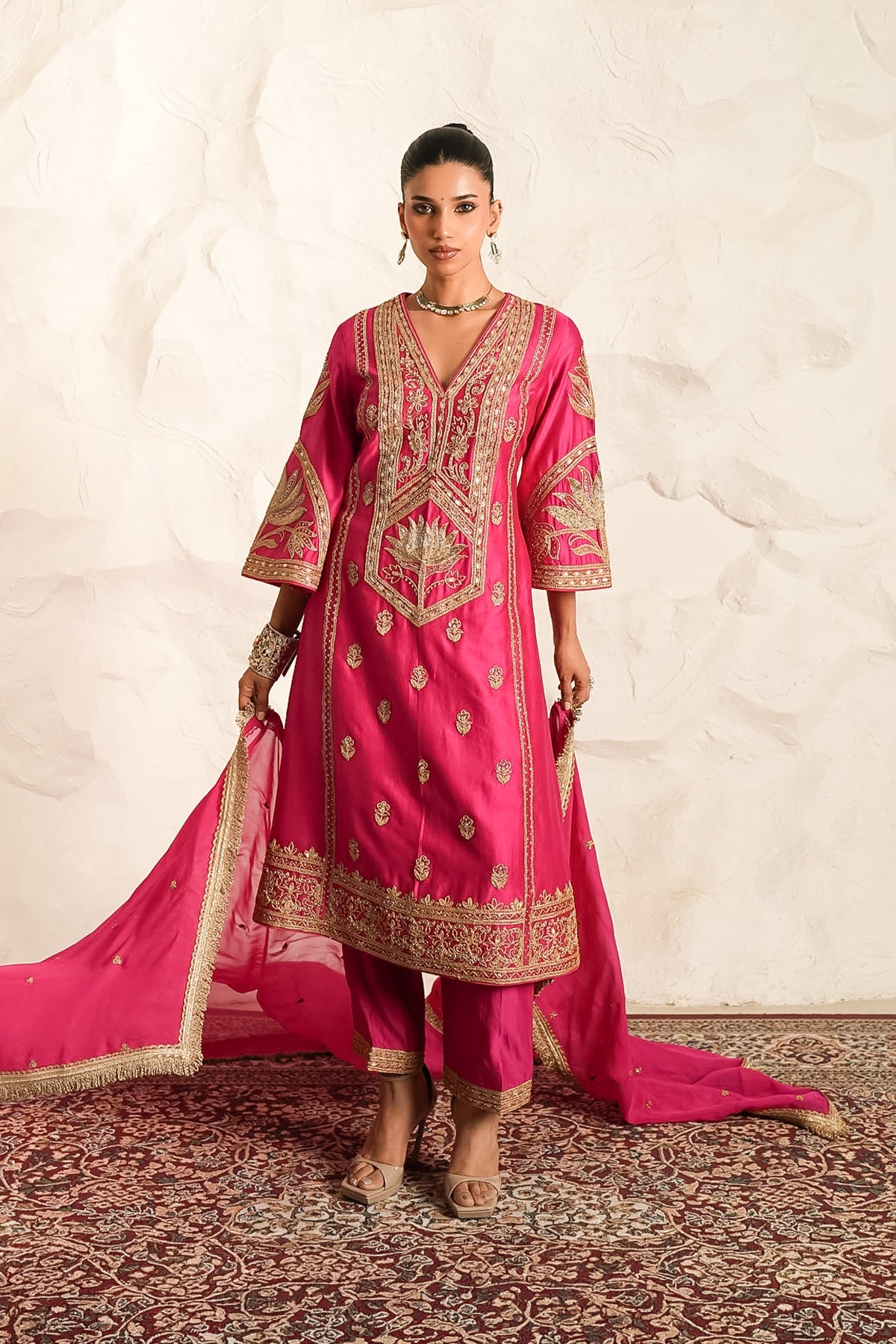 Gulnaar Kurta Set