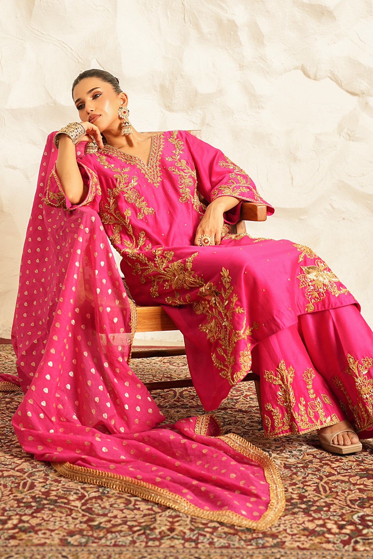 Riwaayat Gulabi Kurta Set
