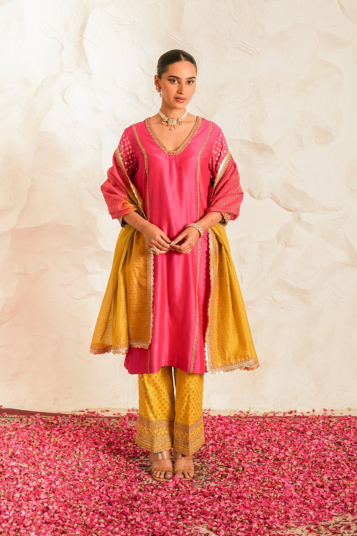 Kesar Gul Kurta Set