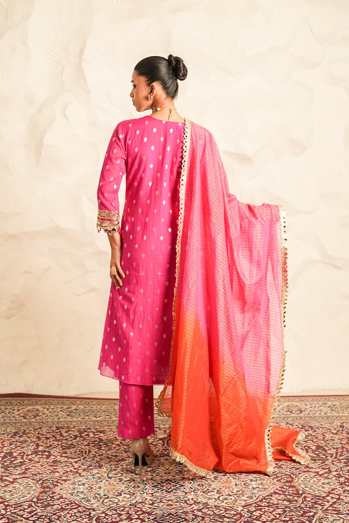Gulnaar Kurta Set