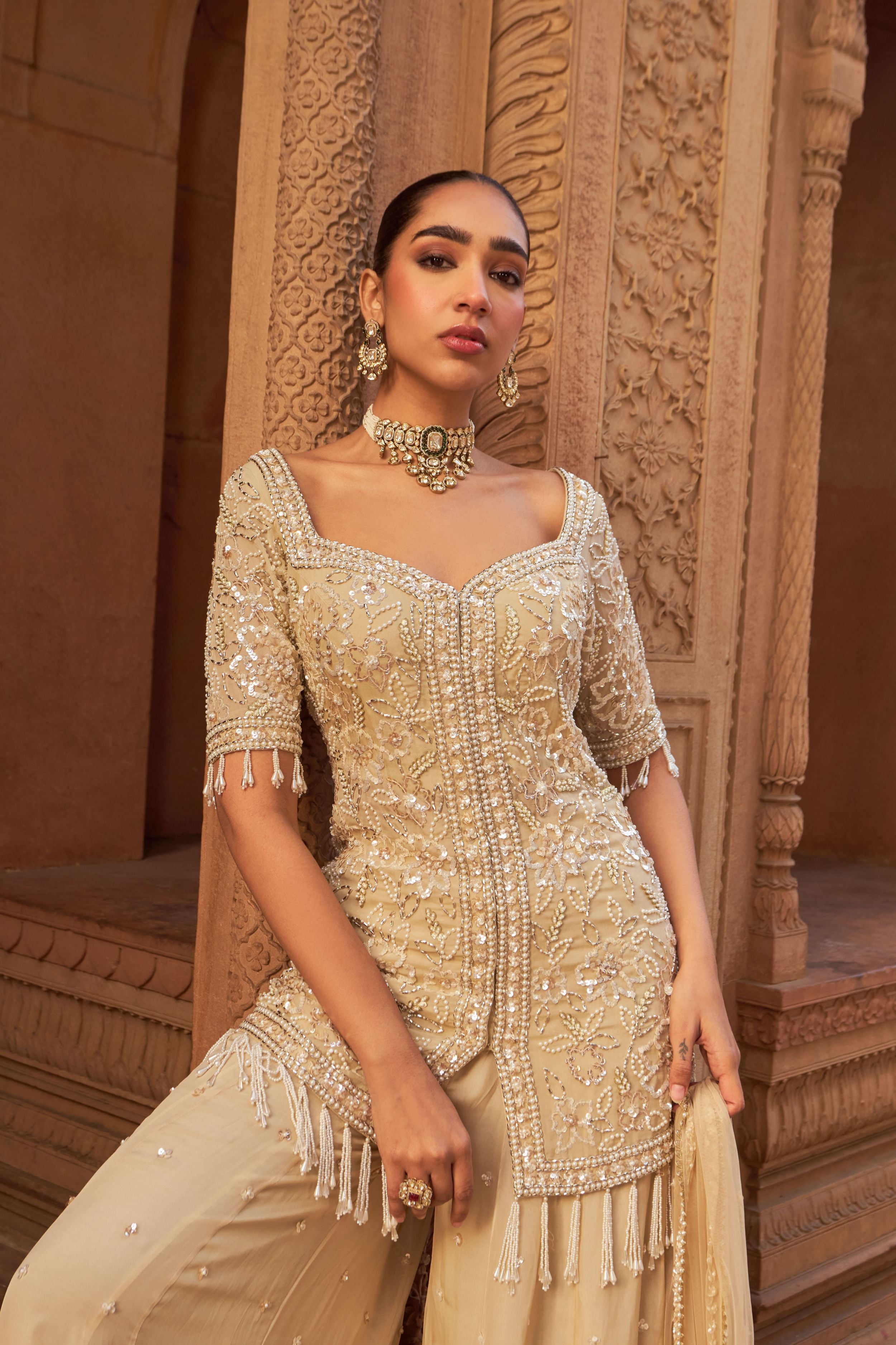 JASHNAA-E-SUNHERI SHARARA SET