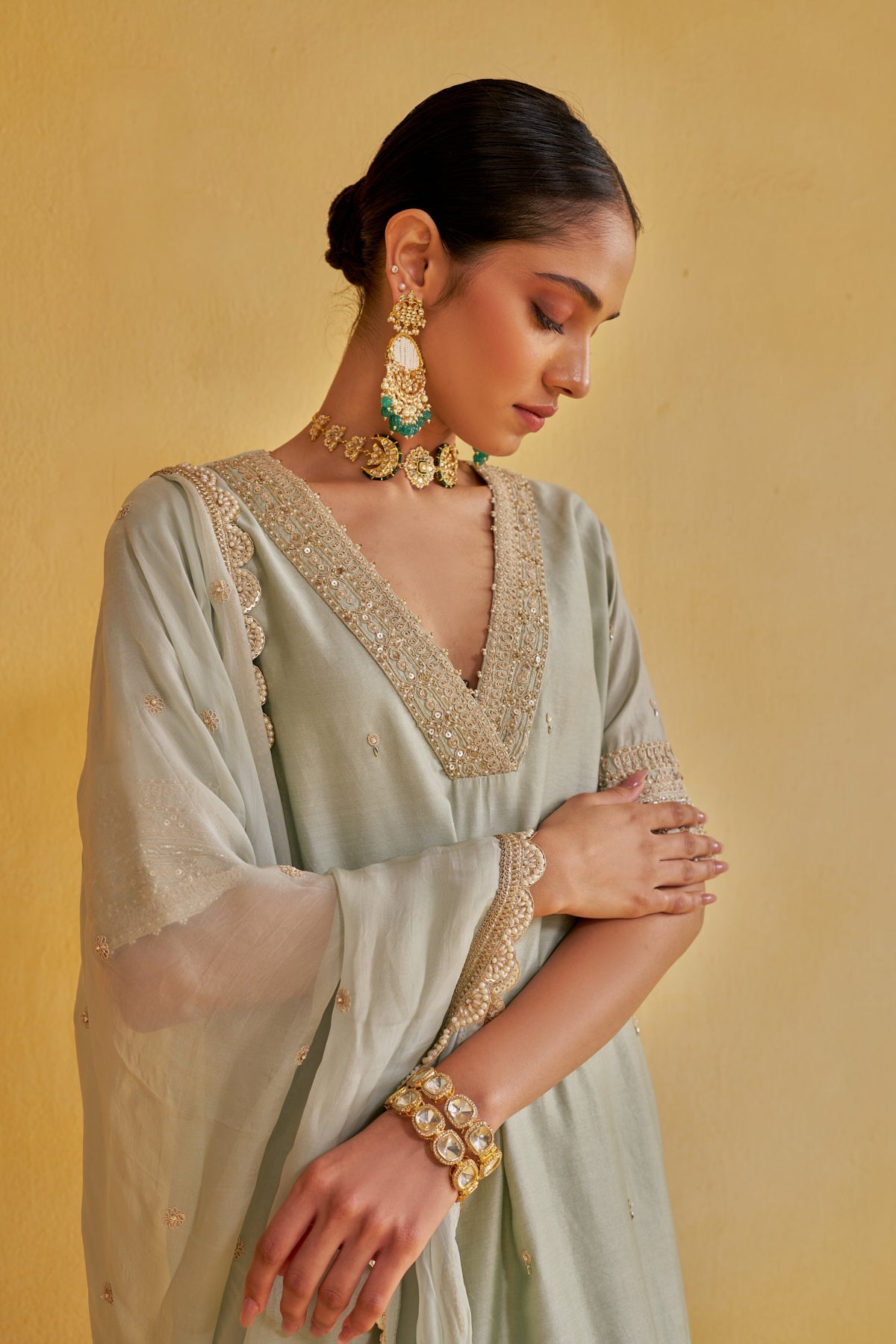 SHUBH UTSAV SHARARA SET