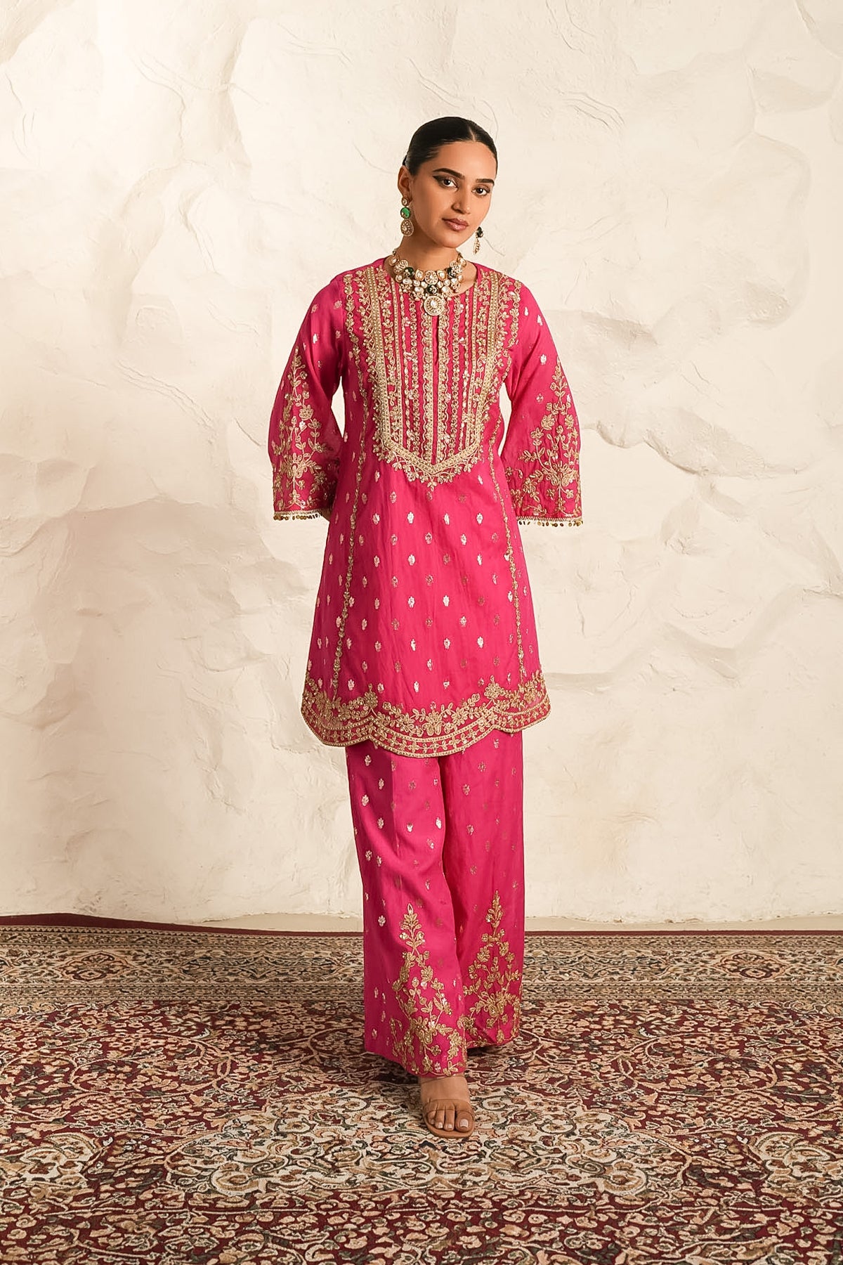 Kesar Gulabi Kurta Set