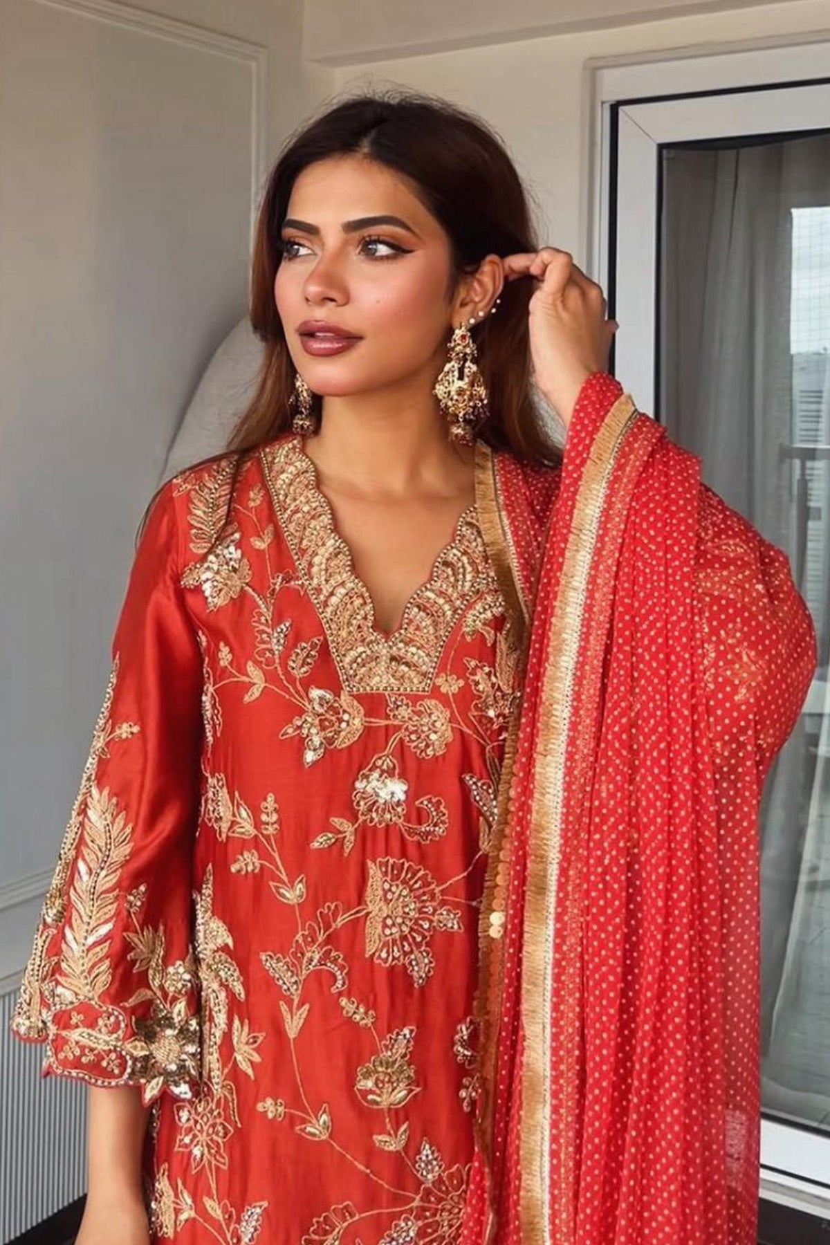 Nagma Mirjkar In Mengal pehar