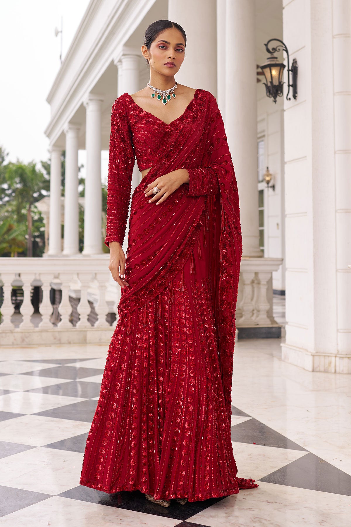 Surkh Umang laal saree set