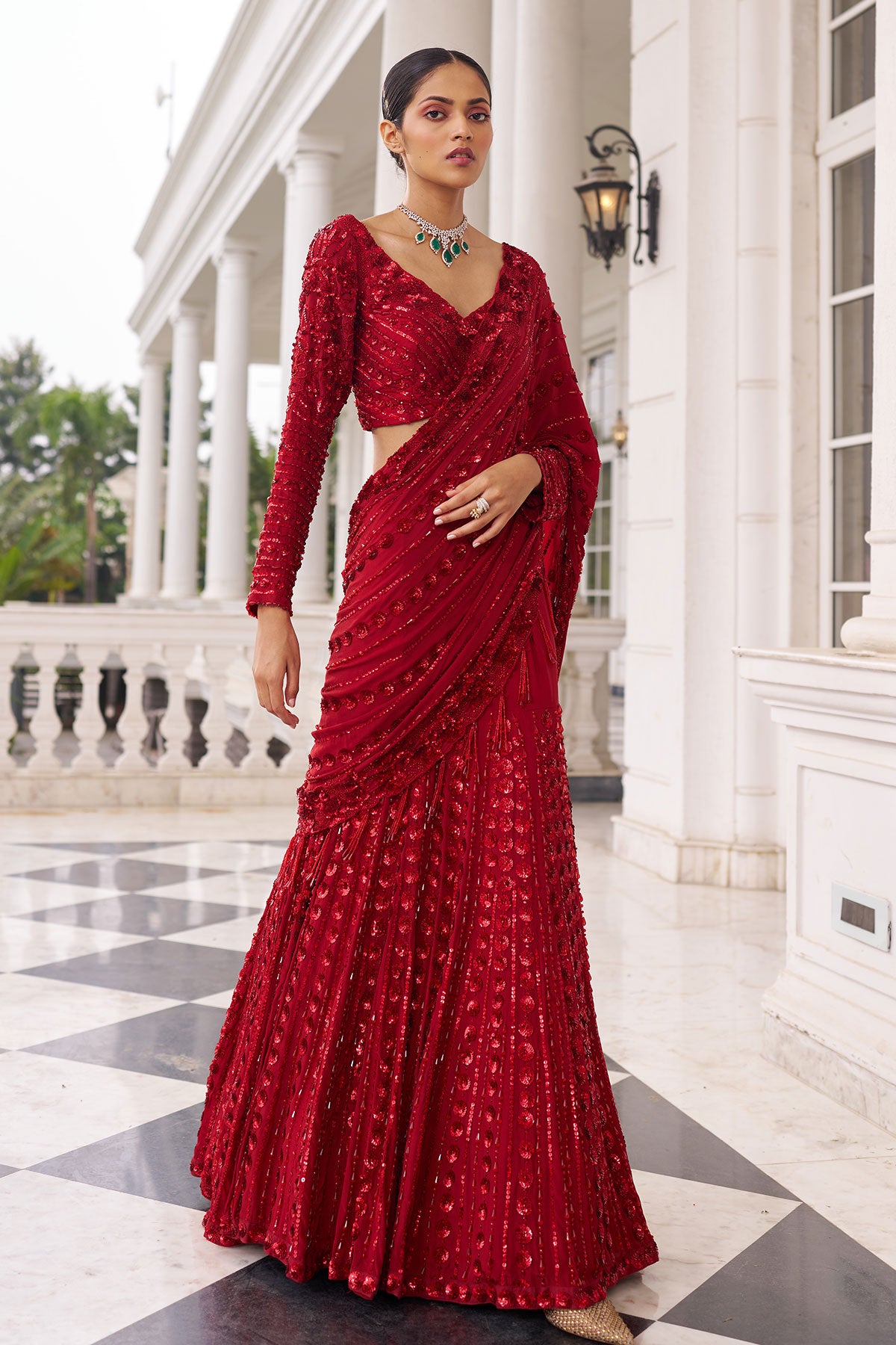 Surkh Umang laal saree set