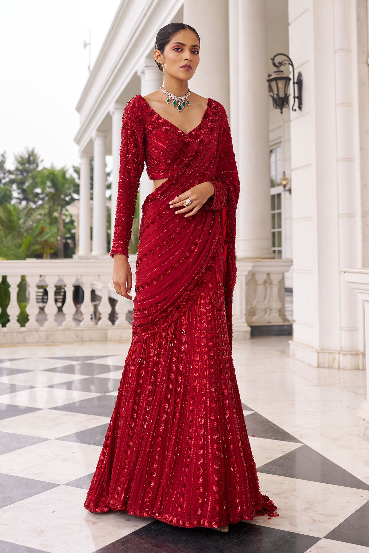 Surkh Umang laal saree set