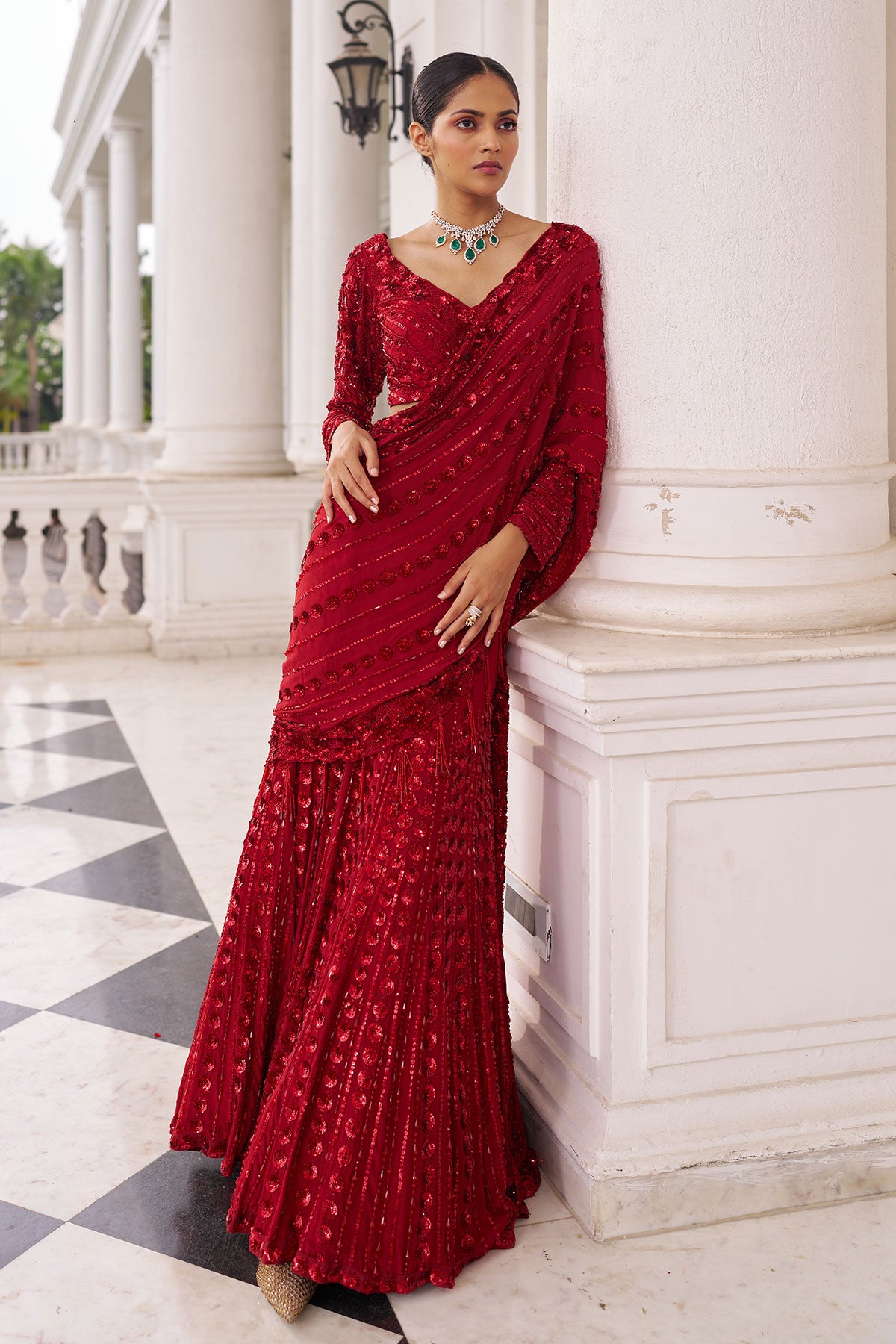 Surkh Umang laal saree set