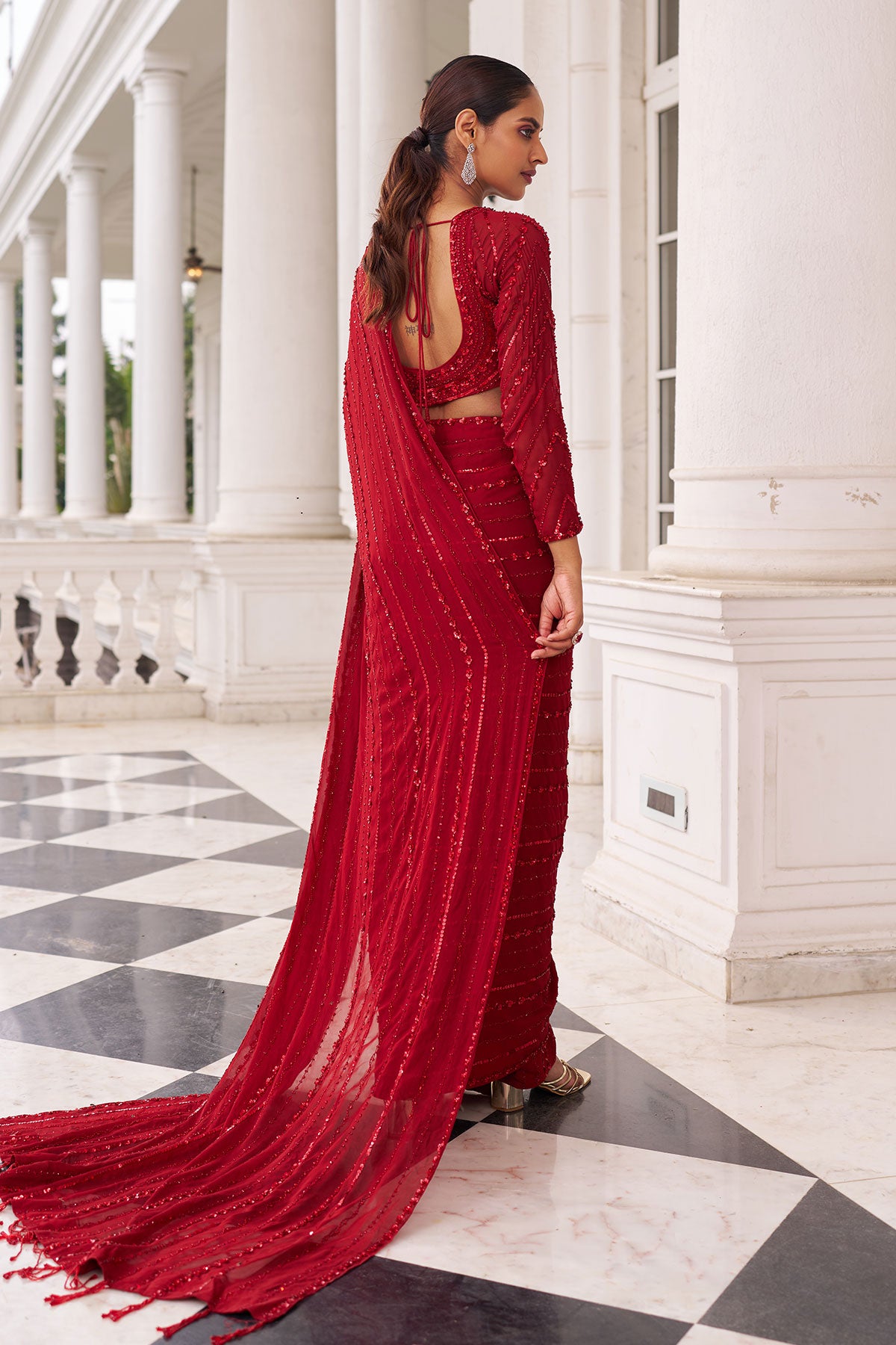 Khushi e laal saree